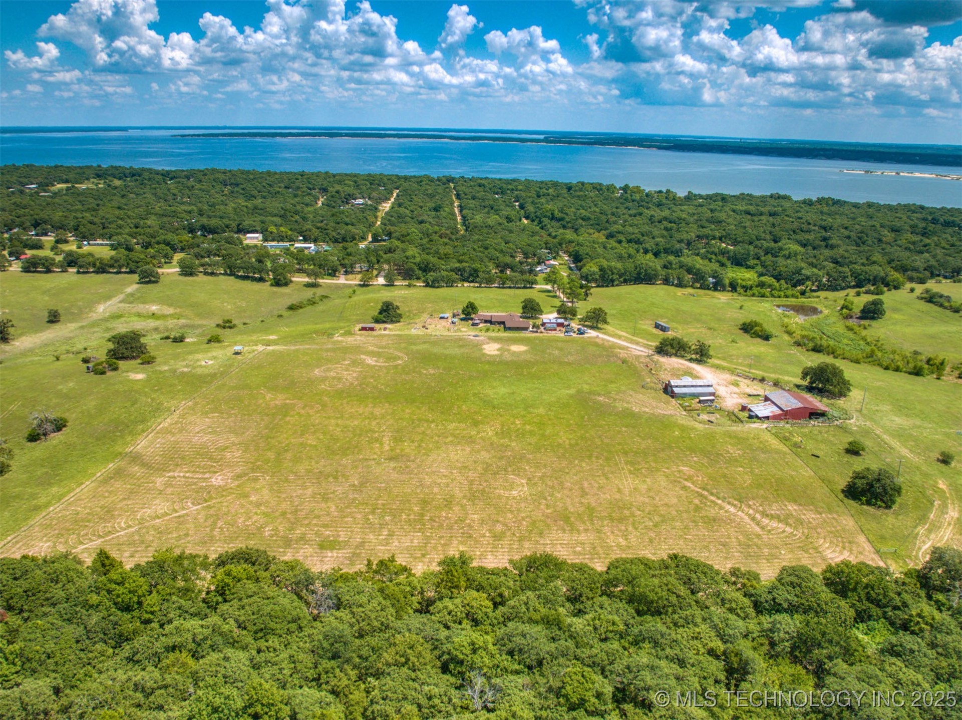 3487 Edge Road