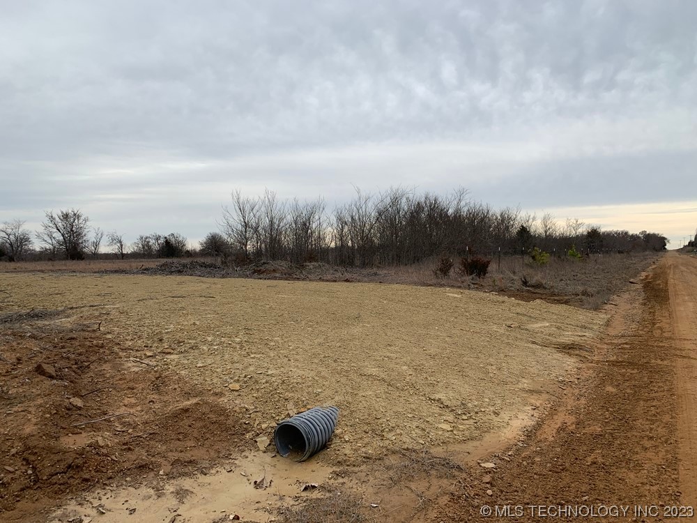 Photo 5 of 14 of 109035 N County Road 3850 Road land