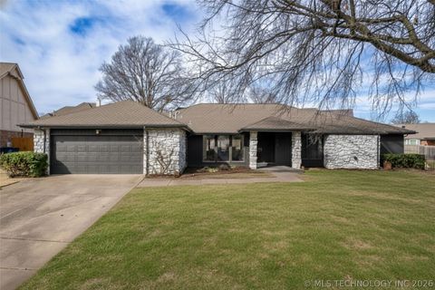 Photo of 7505 E 65th Street, Tulsa, OK 74133 (MLS # 2512089)