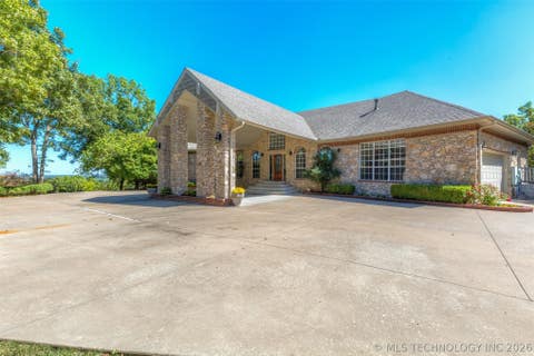 Photo of 2601 S 294th East Avenue, Broken Arrow, OK 74014 (MLS # 2617510)