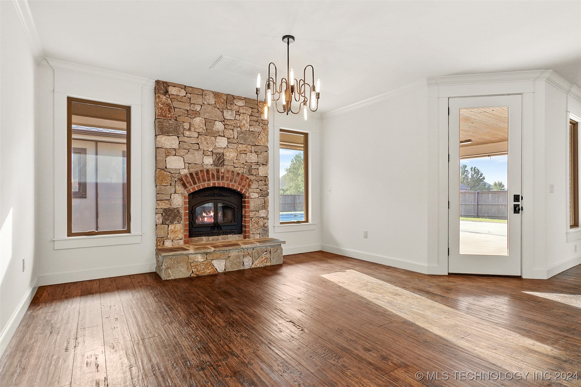 Photo 11 of 32 of 19387 S Fieldstone Drive house