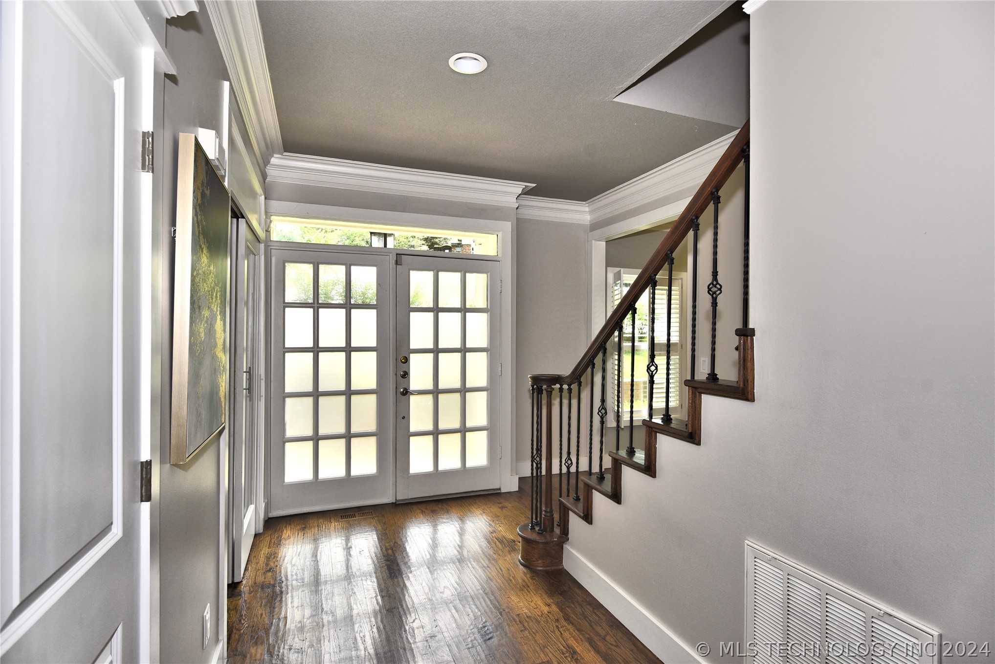 Photo 18 of 61 of 3515 E 100th Street house