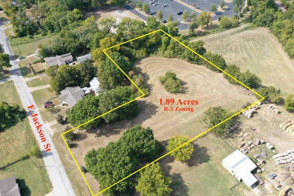 300 E JACKSON ST, BROKEN ARROW, OK 74012 - Image 0fe7c0e417c4c7cf2db15a920e36e5ee/2182620865