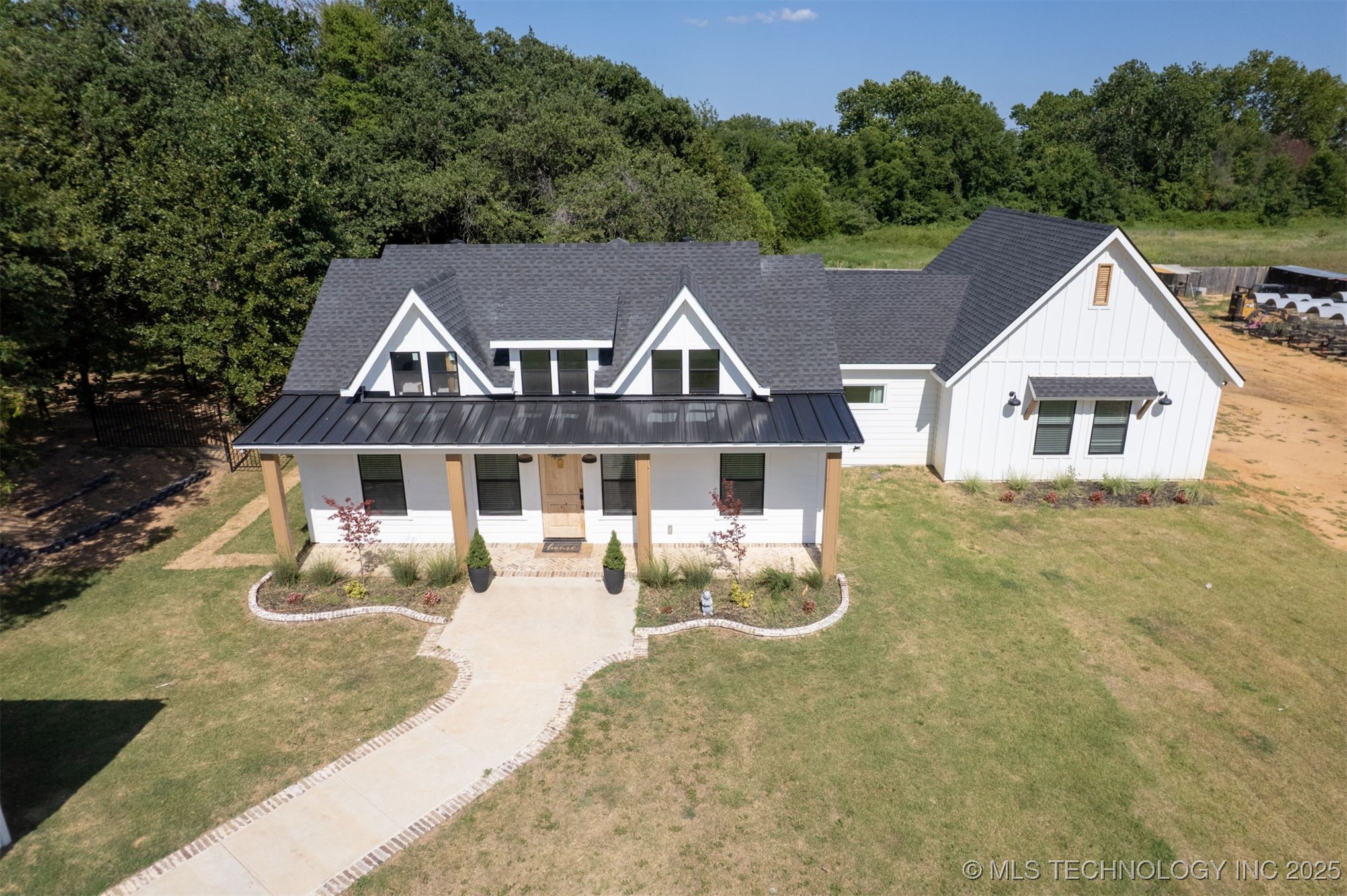 226 Sunshine Lane