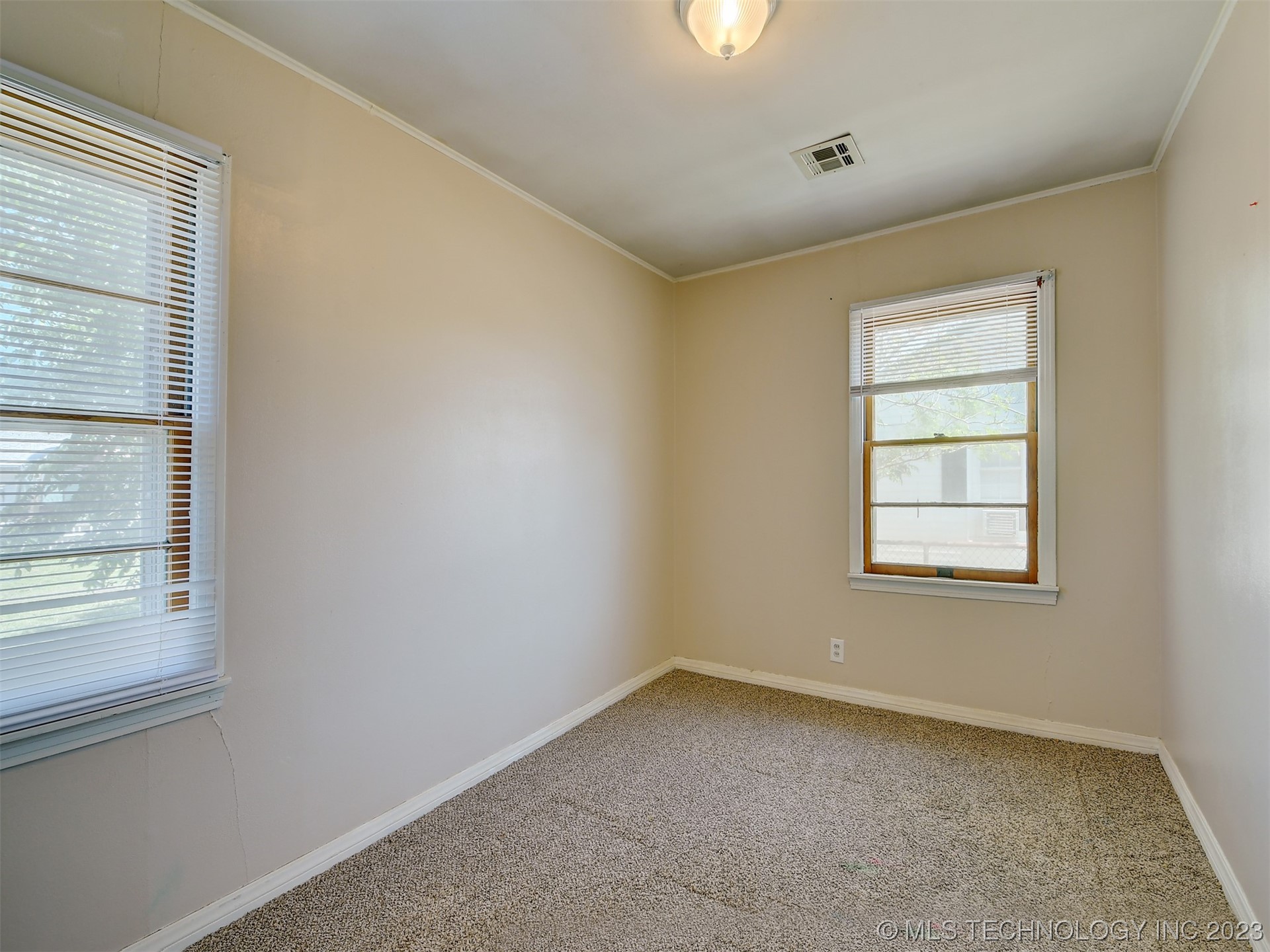 Photo 9 of 18 of 61 15th NW house