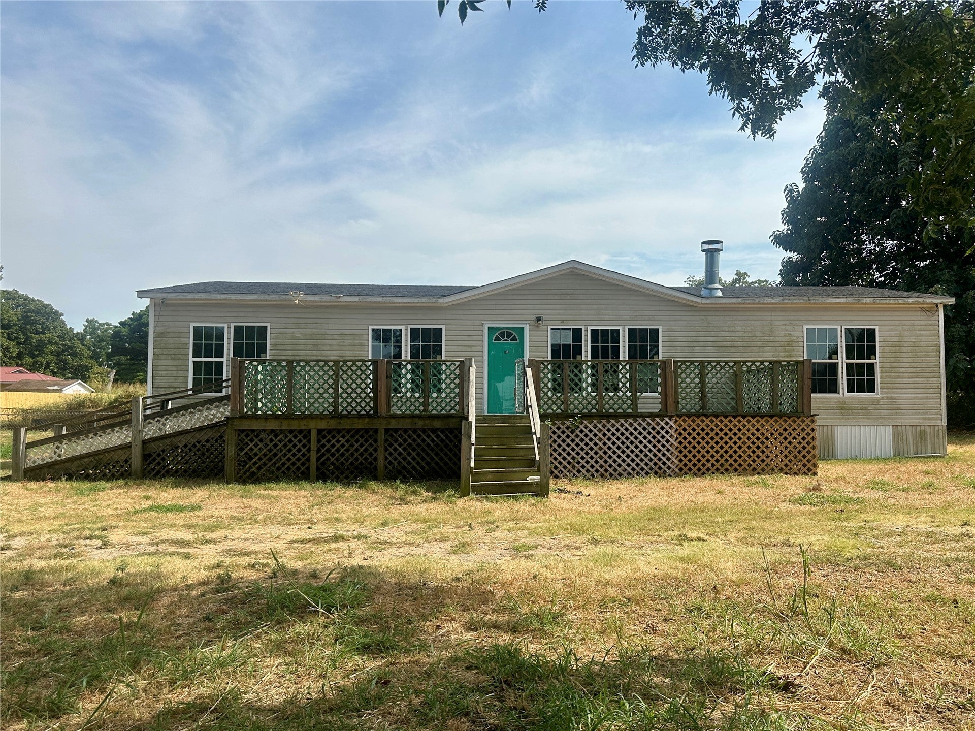 202 E I Avenue