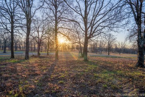 Photo of Summit Road, Cookson, OK 74427 (MLS # 2610053)