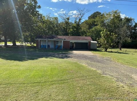 101 SW Hayes Street Idabel OK 74745