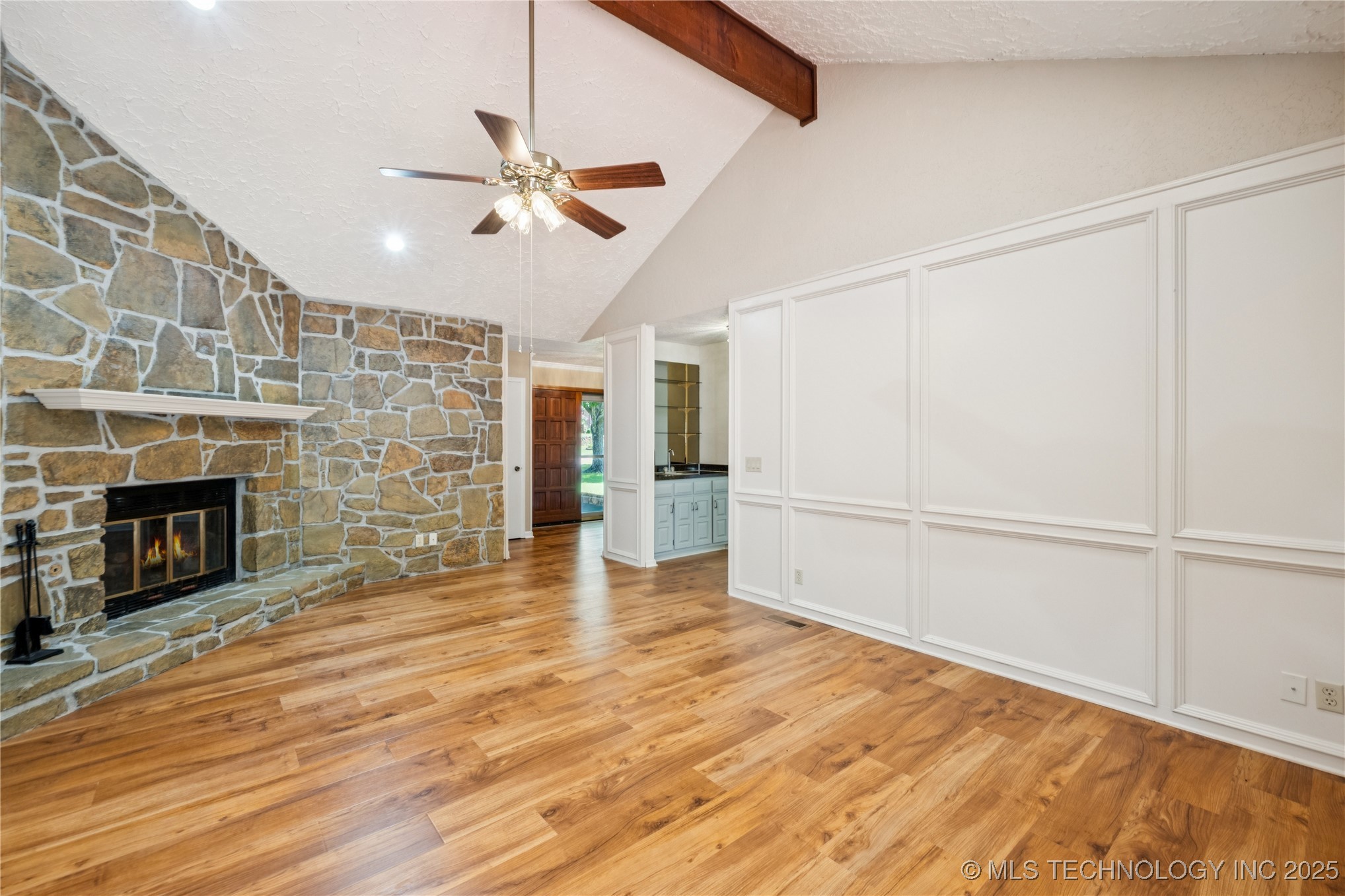 1505 W Fredericksburg Street