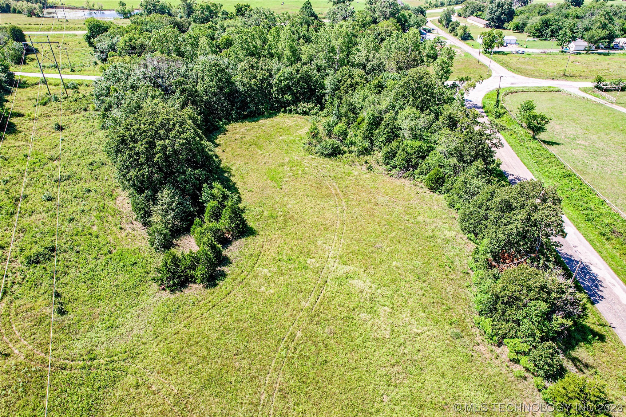Photo 4 of 17 of S 337th Avenue land