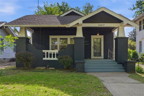 Photo of 1527 S Yorktown Avenue, Tulsa, OK 74104 (MLS # 2636644)