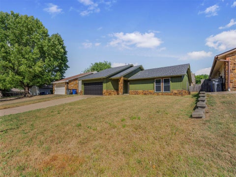 Photo of 9339 S 92nd East Ave EastAvenue, Tulsa, OK 74133 (MLS # 2632646)