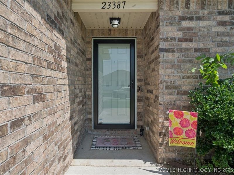 23387 S Donna Lane