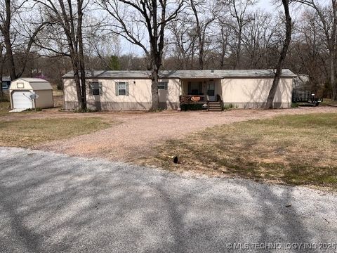 4695 Golden Way Kingston OK 73439