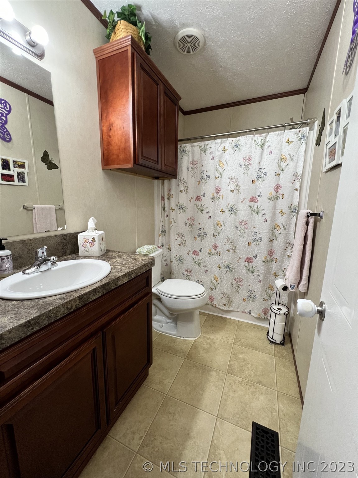 Photo 13 of 13 of 35776 S Saddlerock Drive mobile home