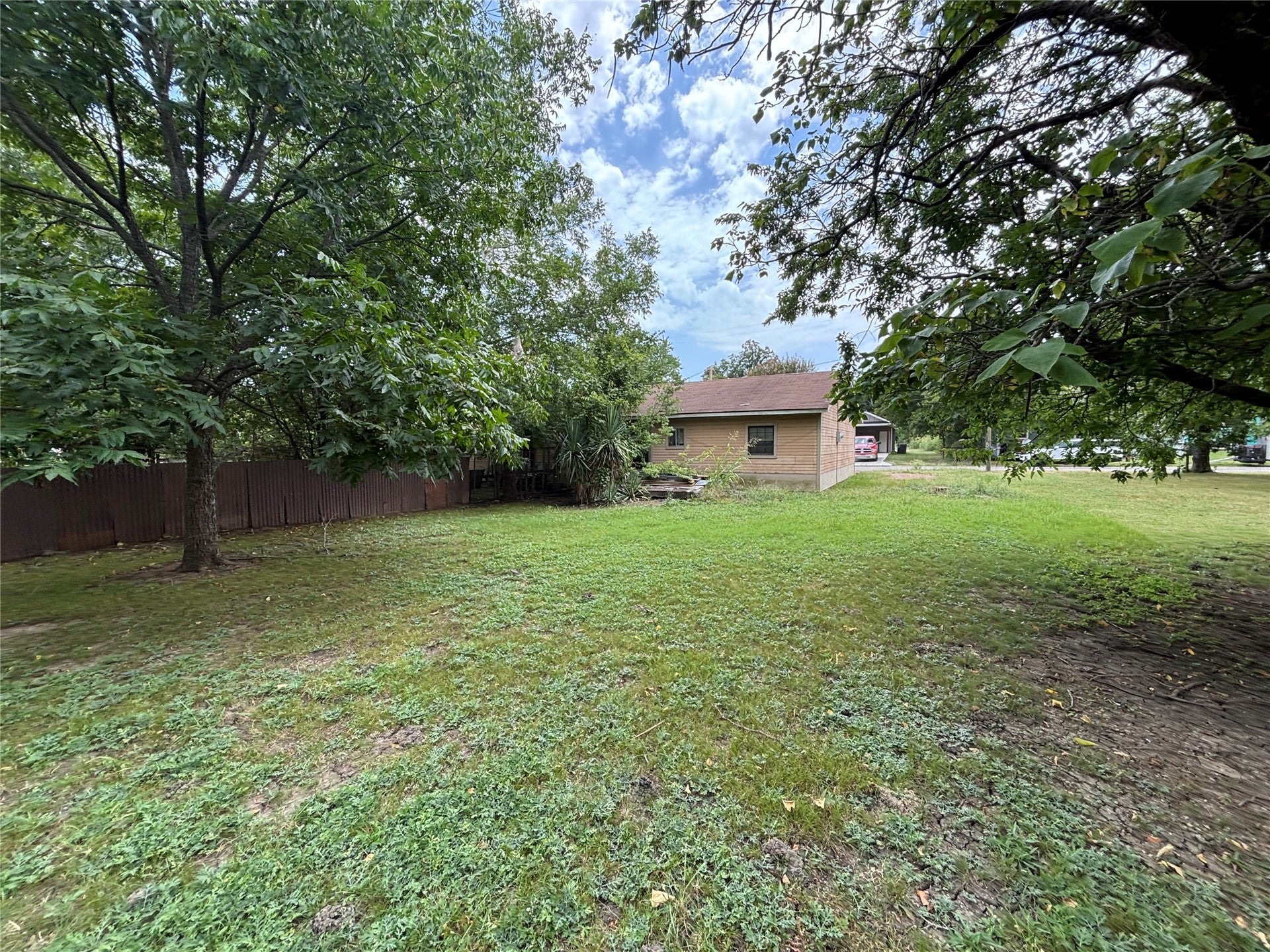106 Russell Road