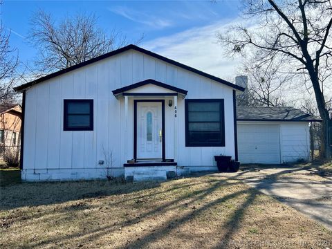 406 N Maytubby Street Kingston OK 73439