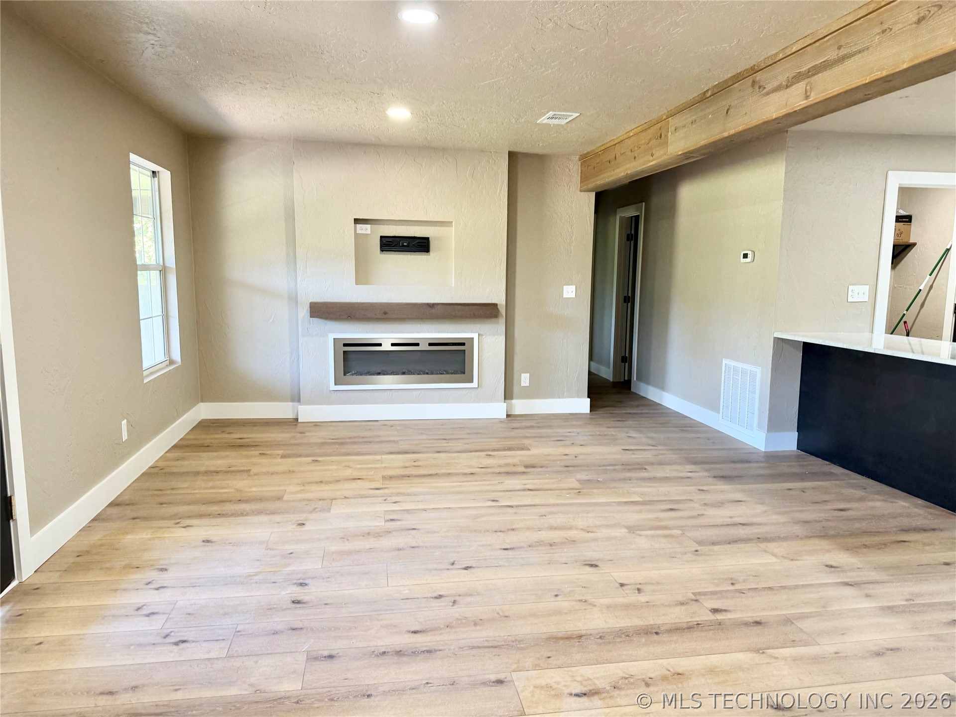 7199 Twin Oak