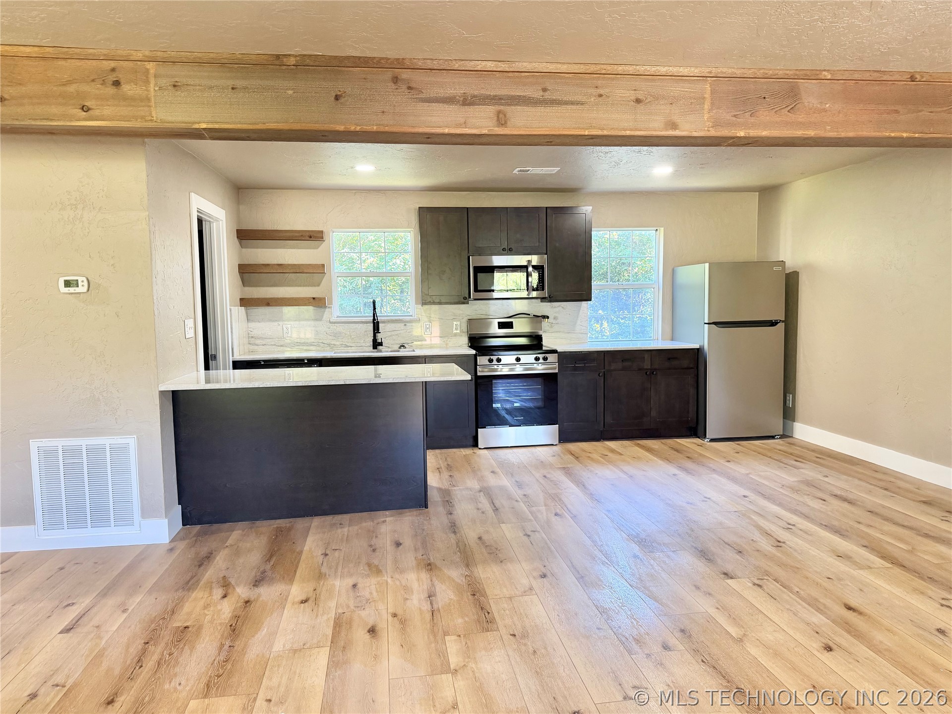 7199 Twin Oak