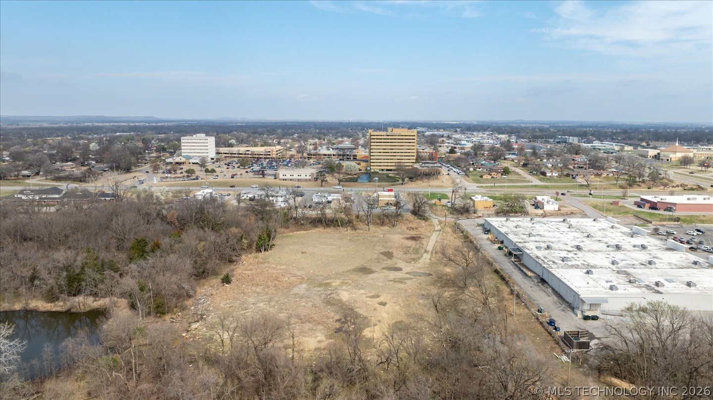 Photo 1 of 7 — Frank Phillips Boulevard, Bartlesville, OK 74006