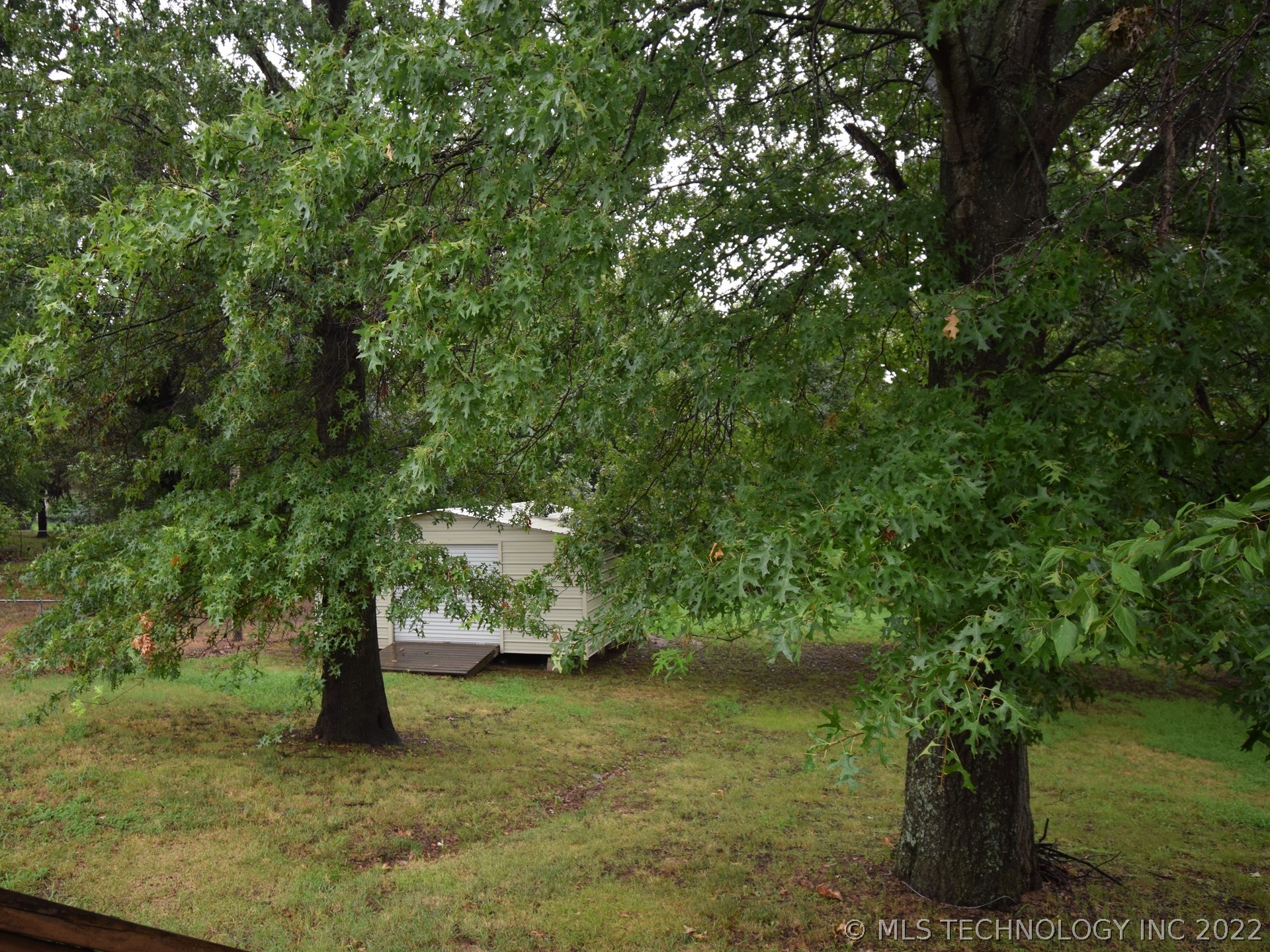 Photo 5 of 20 of 1608 N Jones Avenue house