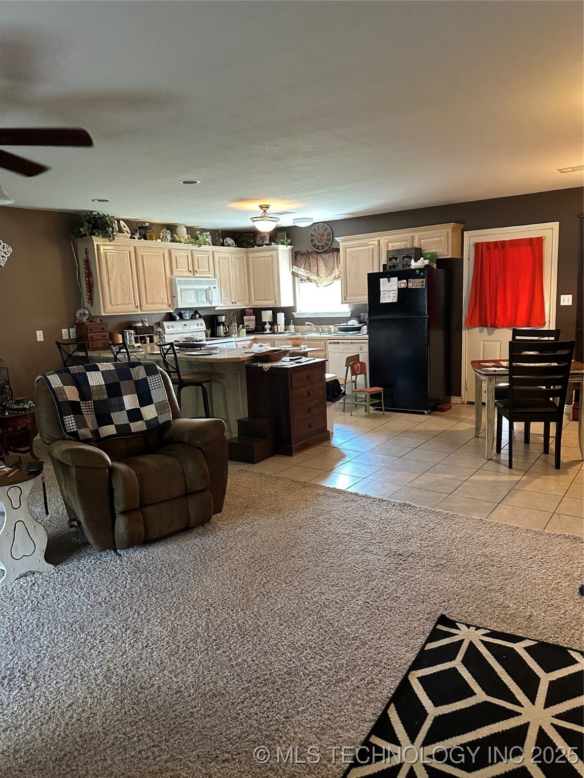 1011 N 49th