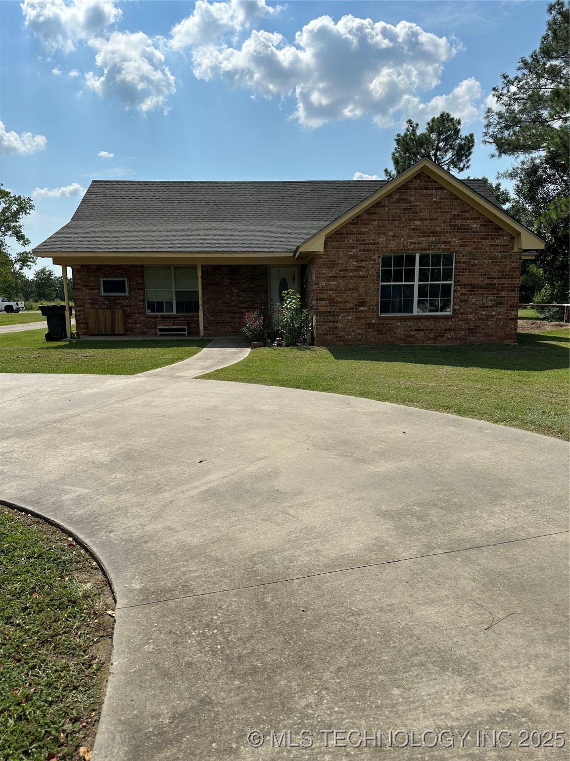 1011 N 49th