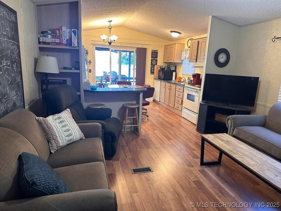 9168 Rosewood Circle