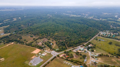 Photo of 21088 E Steely Hollow Road, Tahlequah, OK 74464 (MLS # 2539673)