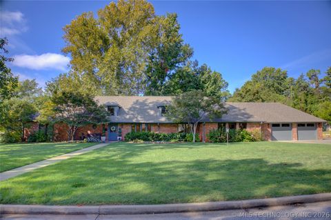 Photo of 4728 S Lewis Court, Tulsa, OK 74105 (MLS # 2615933)