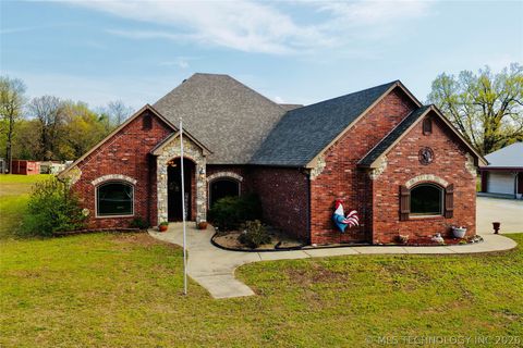 Photo of 12619 E 233 Road S, Webbers Falls, OK 74470 (MLS # 2610819)