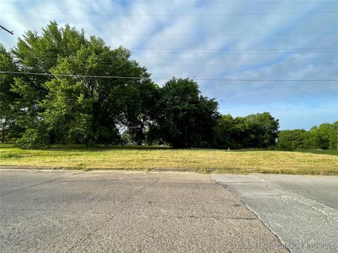 614 E Main Ardmore OK 73401