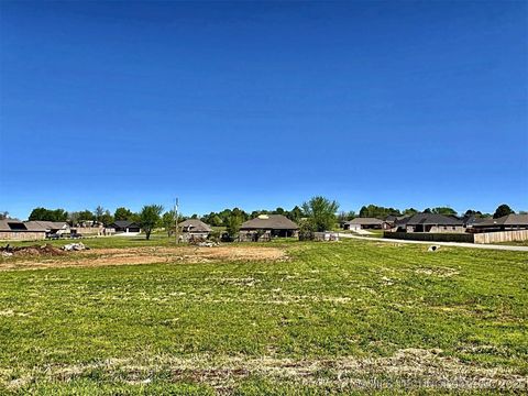 Photo of 17540 W Tray Road, Tahlequah, OK 74464 (MLS # 2531476)