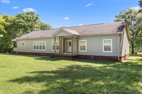 MLS: 2516302