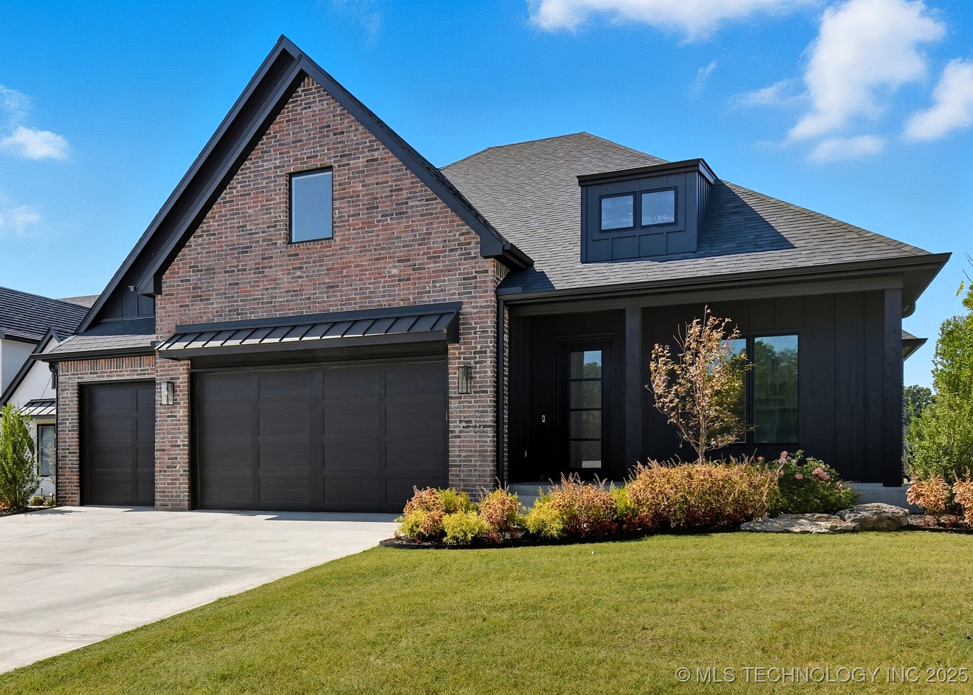 Photo 1 of 53 — 11212 S Fir Avenue W, Jenks, OK 74037