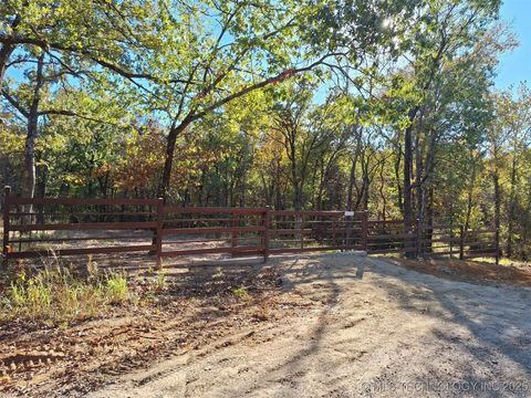 Dogwood Lane Mead OK 74733