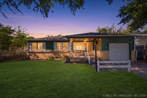 Photo of 1710 S Lakewood Avenue, Tulsa, OK 74112 (MLS # 2636621)