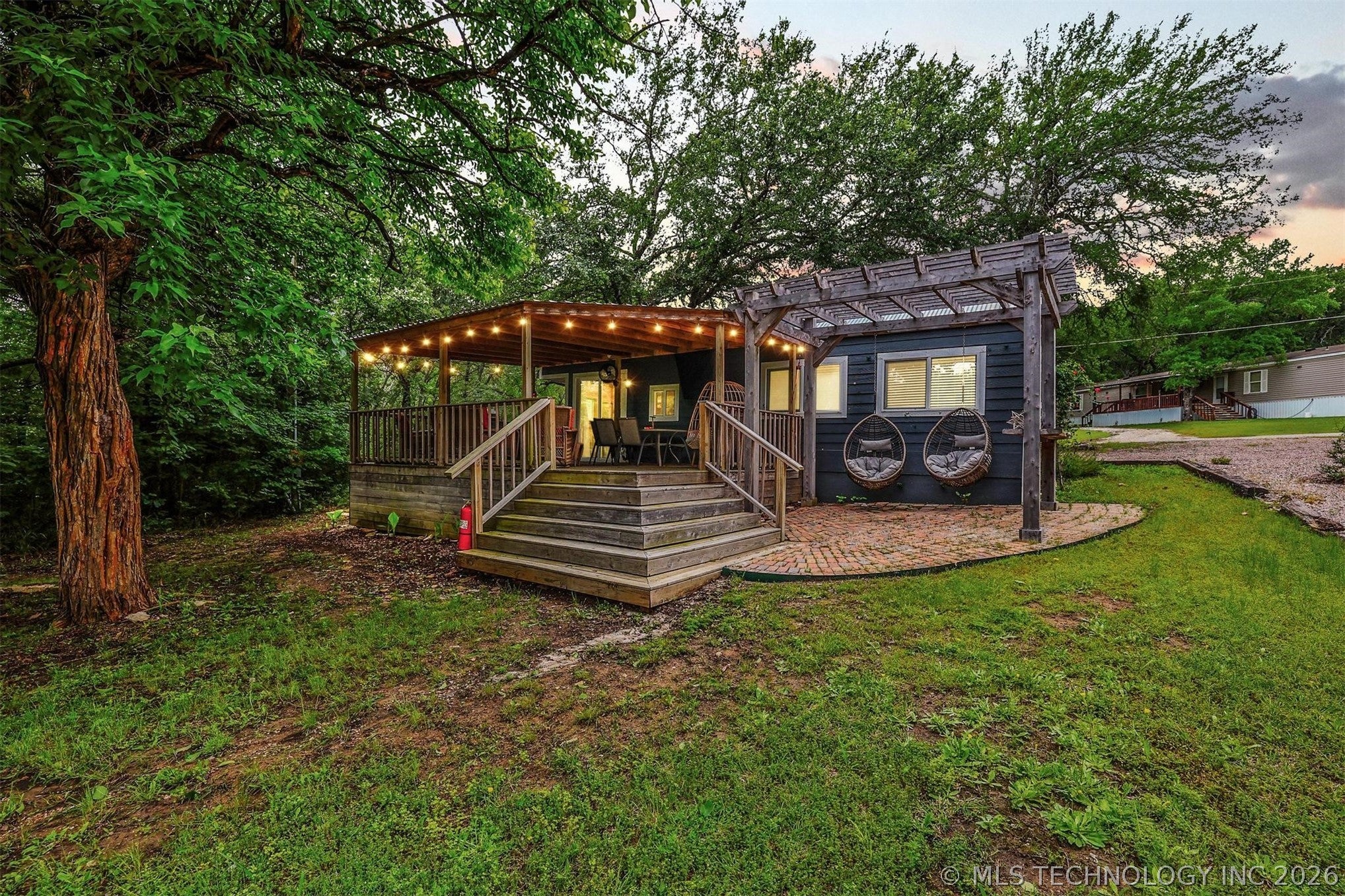 13850 Country Club
