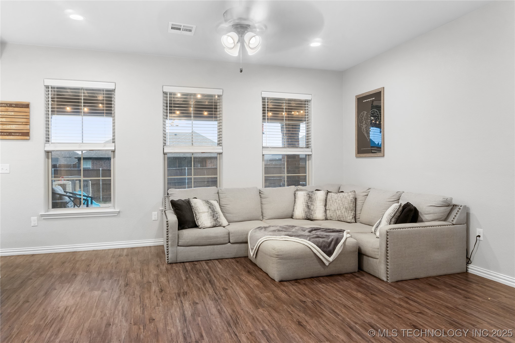 3425 Lazy Lane