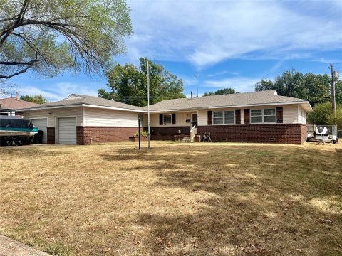 Photo of 112 S Camden Street, Muskogee, OK 74403 (MLS # 2635371)