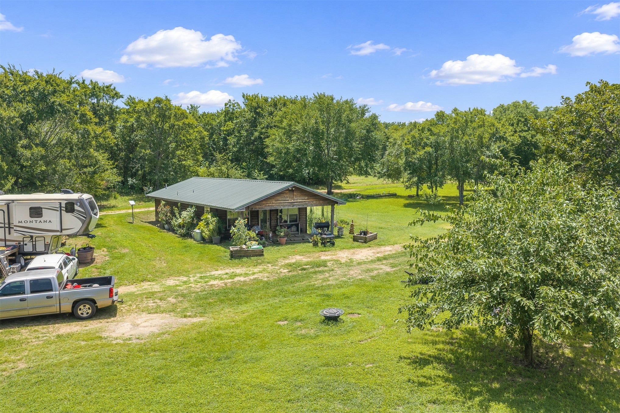 2474 S Log Cabin