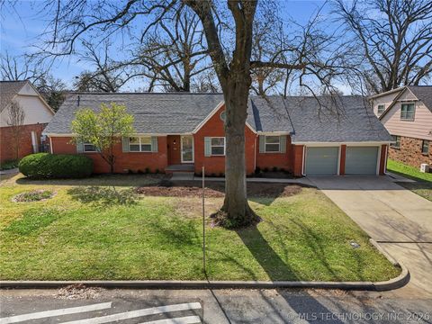 Photo of 6082 E 56th Street, Tulsa, OK 74135 (MLS # 2604211)