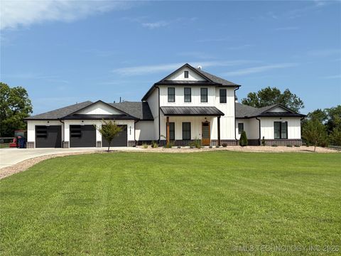 Photo of 22800 N 3972 Drive, Bartlesville, OK 74006 (MLS # 2602991)