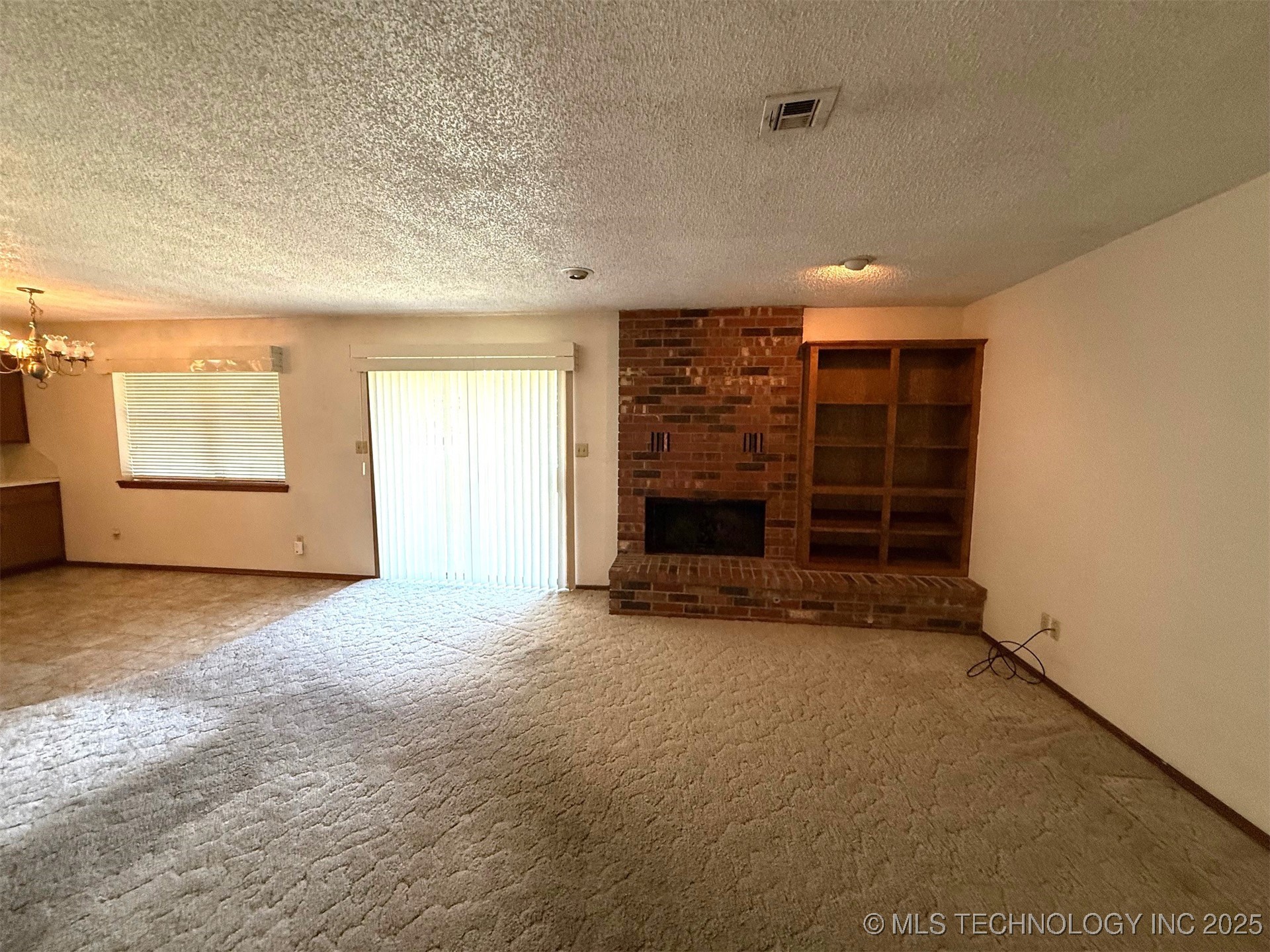 1511 Oakwood Drive
