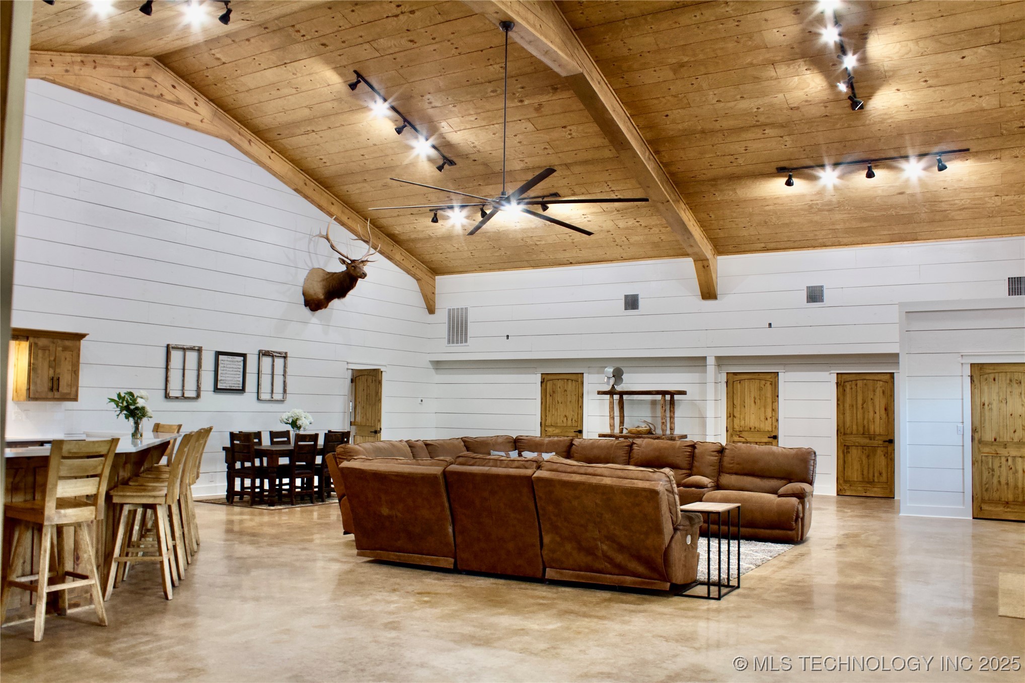 2304 Pleasant Road