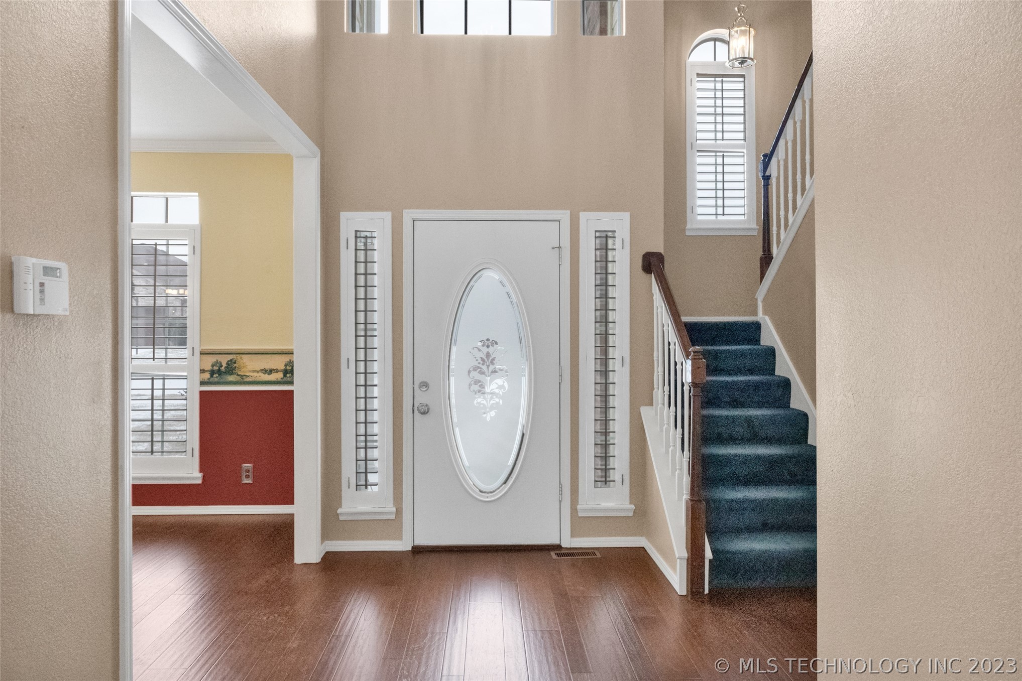 Photo 10 of 41 of 5412 S Narcissus Avenue house