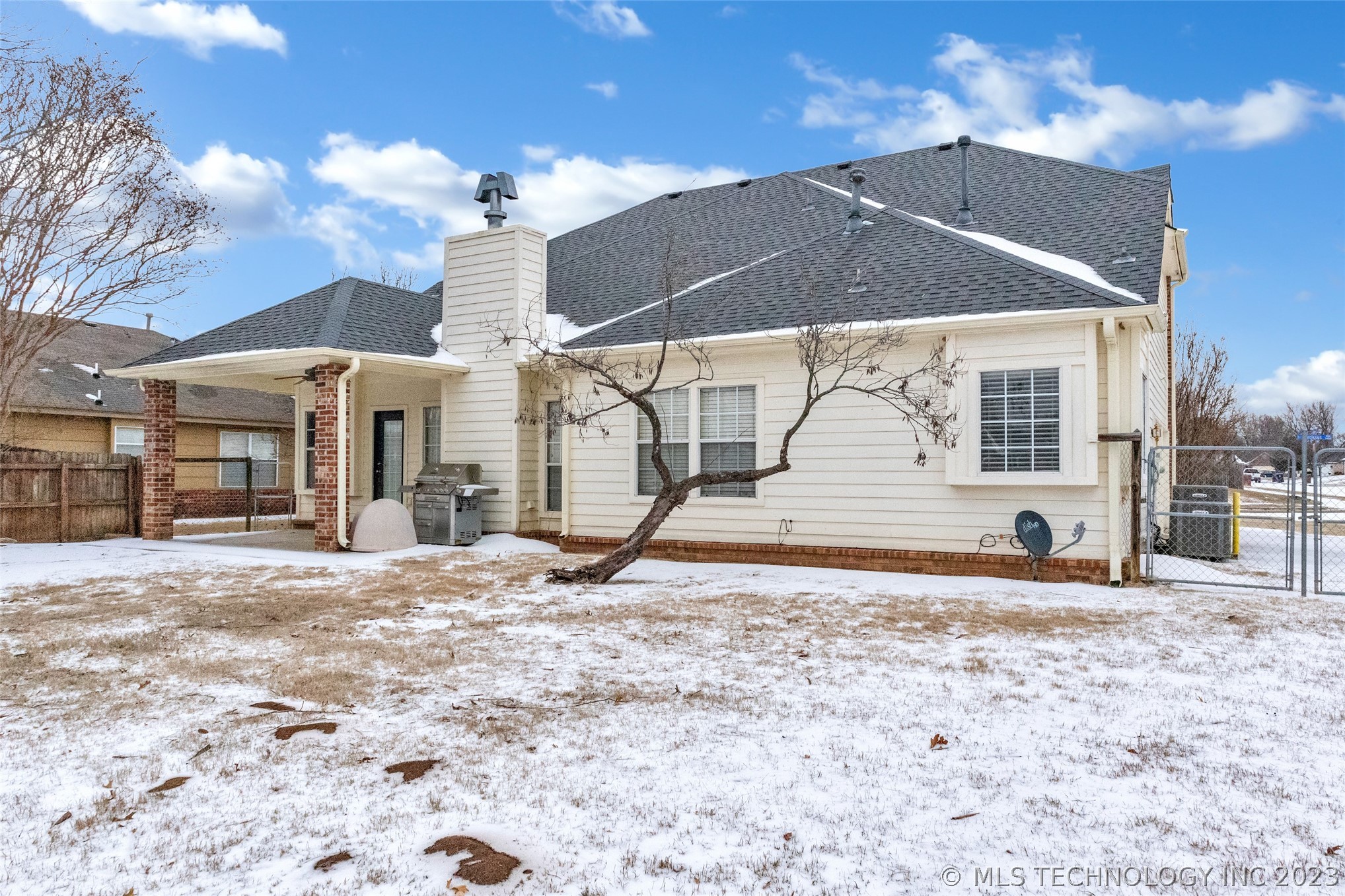 Photo 41 of 41 of 5412 S Narcissus Avenue house