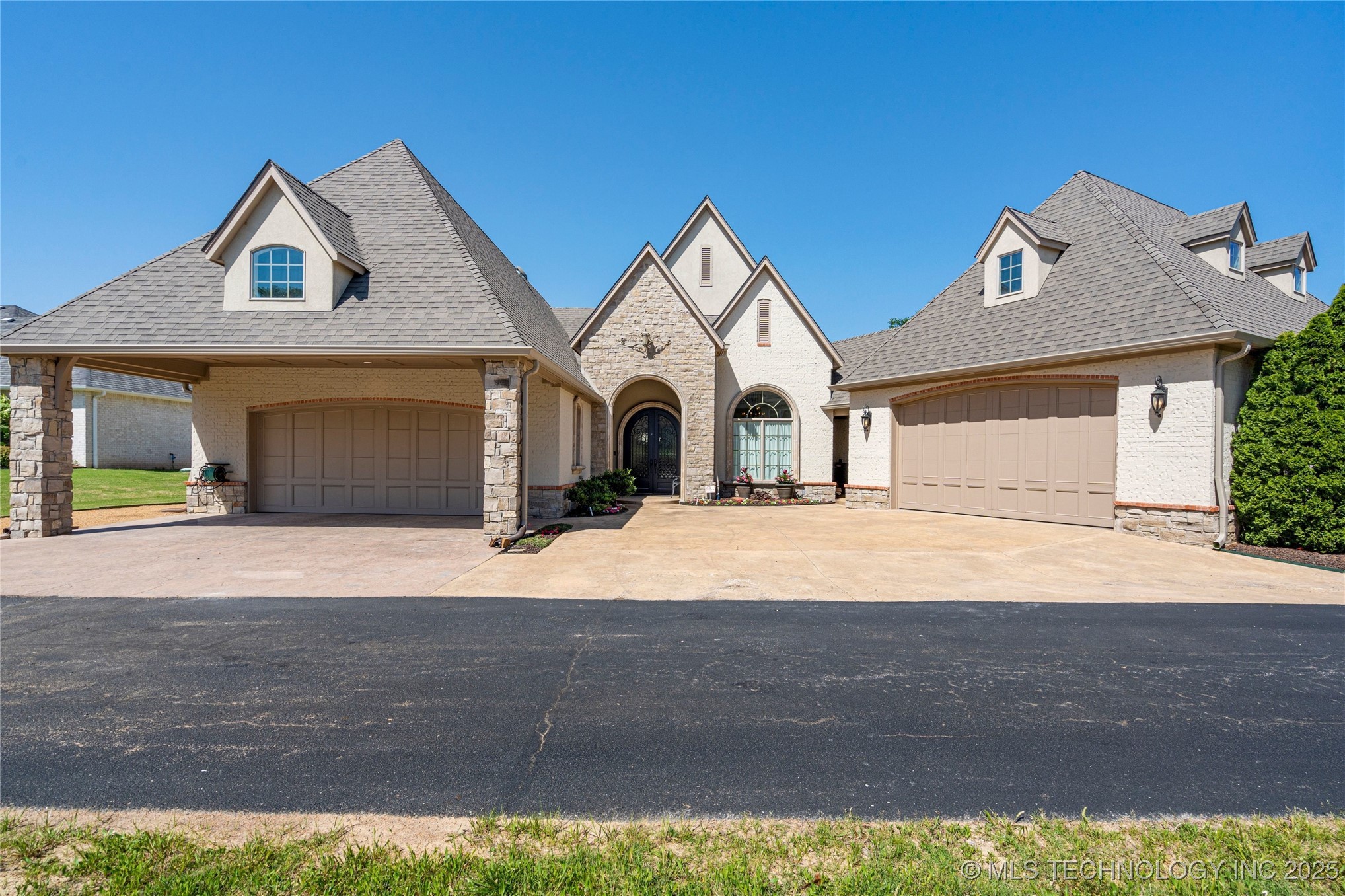 12432 Boulder Ridge