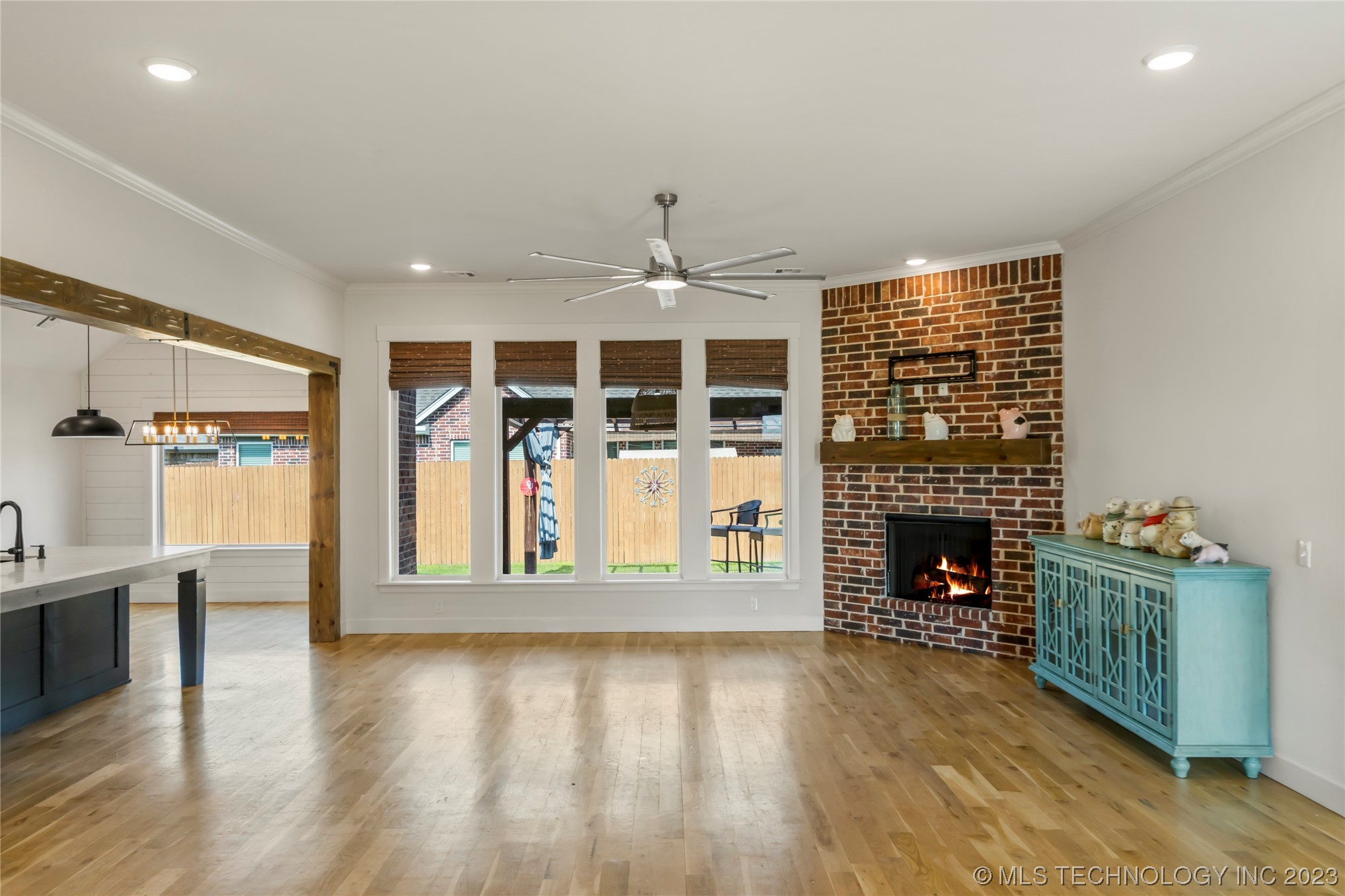 Photo 5 of 47 of 13876 N 133rd East Avenue house
