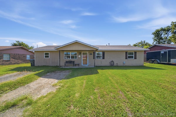111 S 6TH ST, MORRIS, OK 74445 - Image 21ea9c8e7b8e925a014422f2becff0c4/1831964535